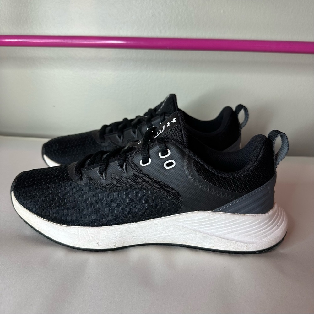 Under Armour Black Charged Breathe TR Athletic Shoes Sz 7.5 Womens